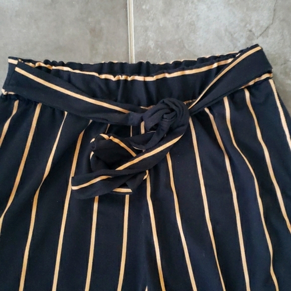 Ardene striped black pants with belt - Picture 2 of 4